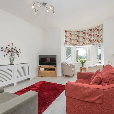 Bluebridge Walk Luxury Apartment