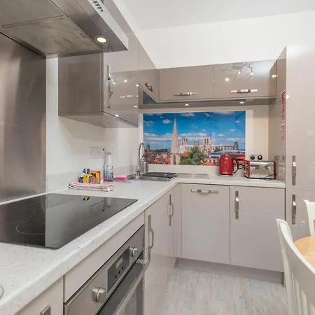 Apartment Bluebridge Walk Luxury